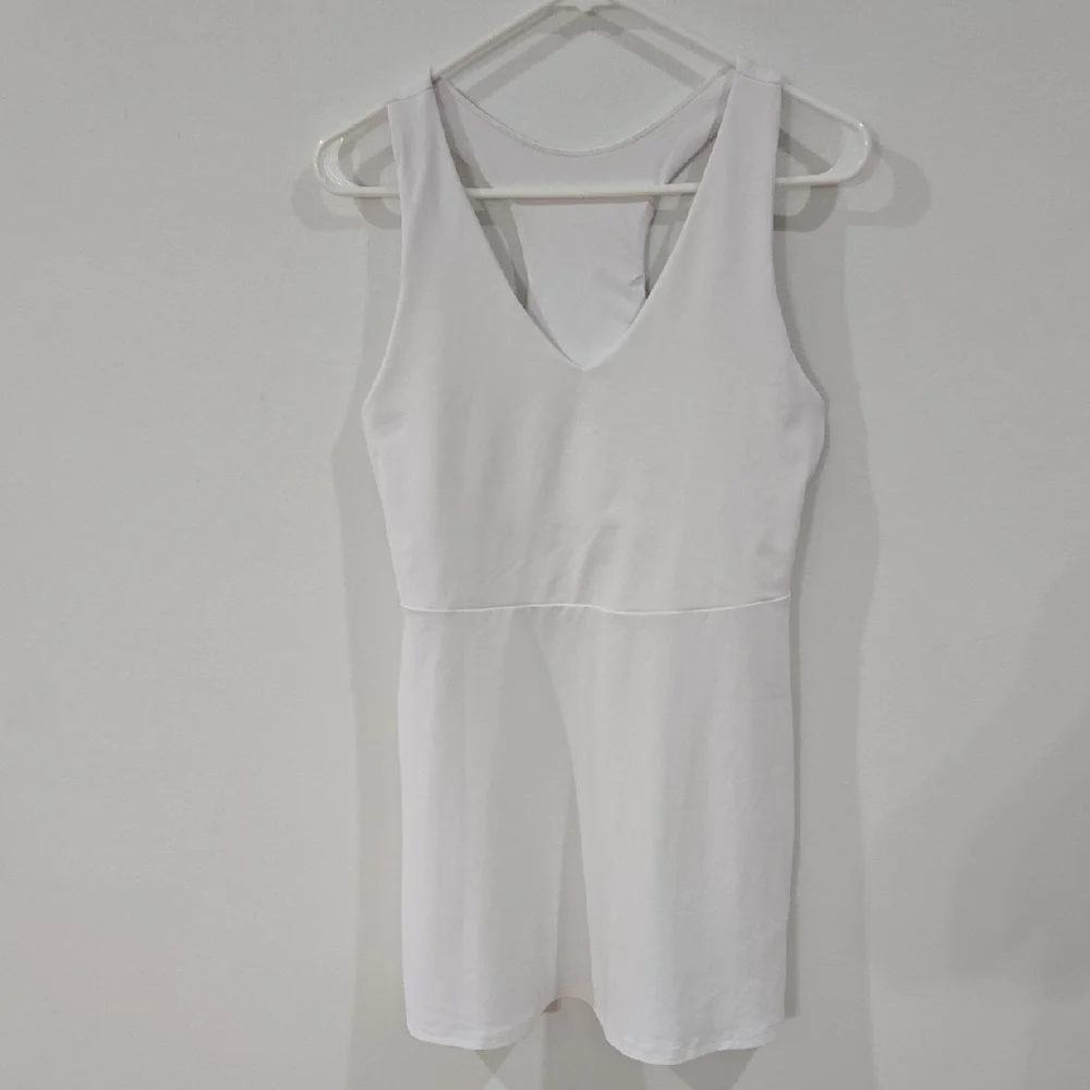 Fabletics Sz Med White On The Go Built Classic Dress